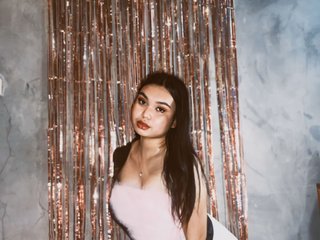 Erotikus videocsevegés Urlovelypinayxx