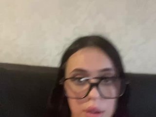 Erotikus videocsevegés ursweetwaifu1