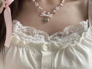 Erotikus videocsevegés kiskamyruwu