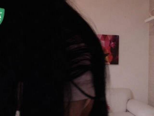 Sugárzási képernyőképek ValenHilton