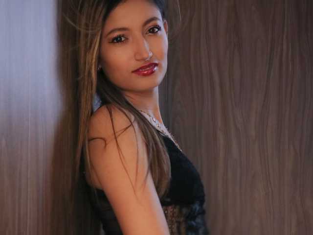 A profil fényképe valeria-davis