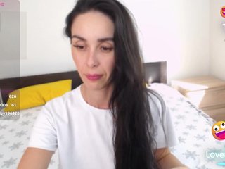 Erotikus videocsevegés ValeriaFoxx