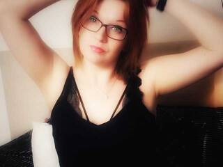 Erotikus videocsevegés ValeriaLoving