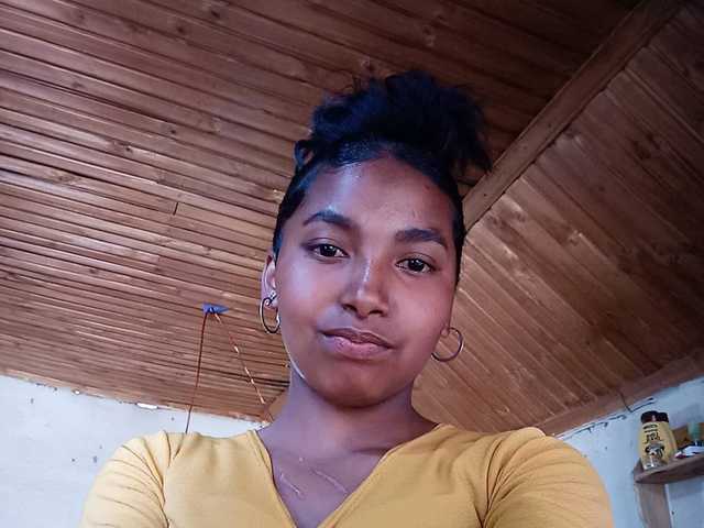 A profil fényképe Valerie513