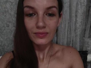 Erotikus videocsevegés ValeriyaAngel