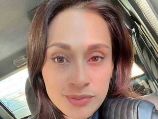 Erotikus videocsevegés valery181