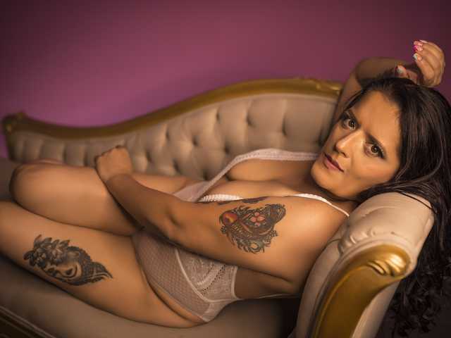 A profil fényképe ValeryHart1