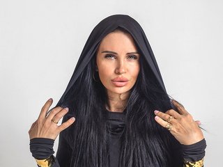 Erotikus videocsevegés VampIrina11