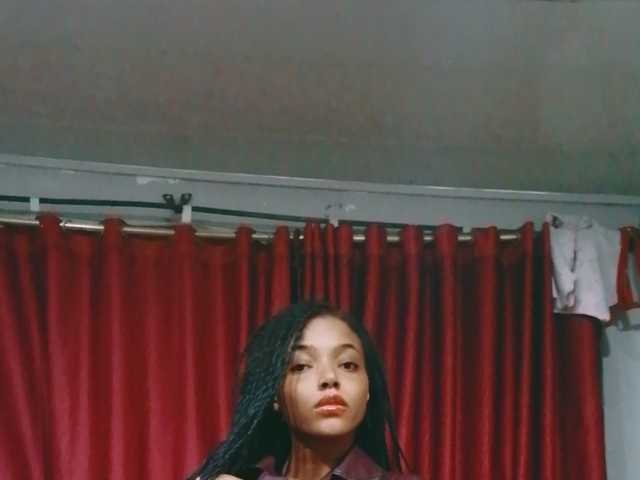 A profil fényképe VaneBong