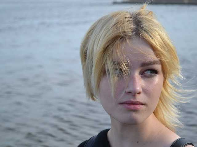 A profil fényképe Vayrz