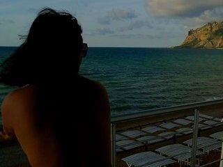 Erotikus videocsevegés VeLLxXx06