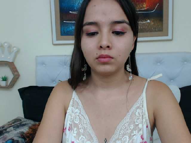 Fényképek venusyiss Hi Lovers ! Today A mega Squirt , tip 333 to see my squit show and others to give me pleasure Tip=pleasure #latina #teen #natural #lovense #suggar