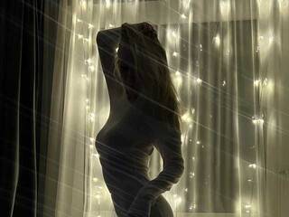 Erotikus videocsevegés Veronagirl