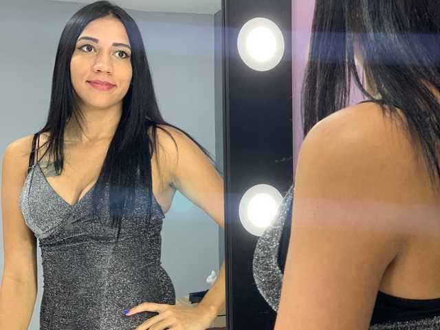 A profil fényképe VeronicaHills