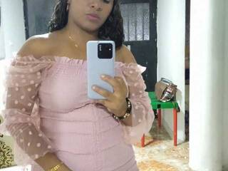 Erotikus videocsevegés VeronicaSantoss