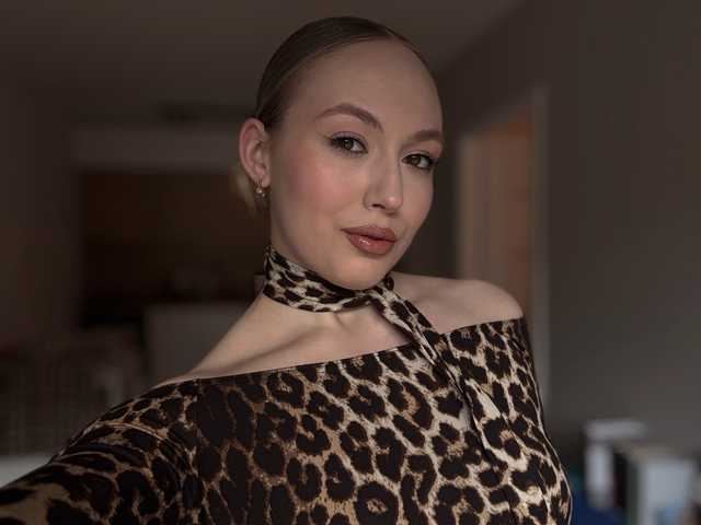 A profil fényképe vickyblondiua