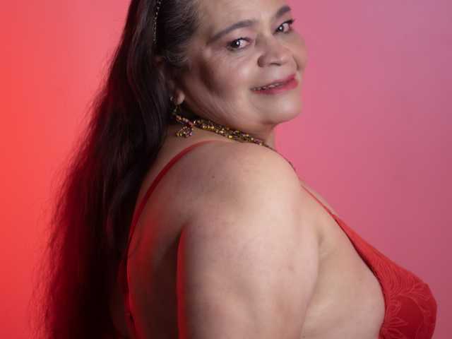 A profil fényképe QueenMatturex