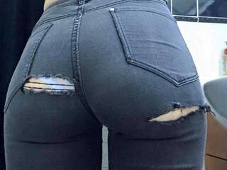 Erotikus videocsevegés VickyFoxxy