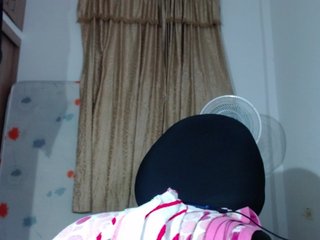 Erotikus videocsevegés sweetsquirt4u