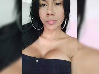 Erotikus videocsevegés VictoriaBalee