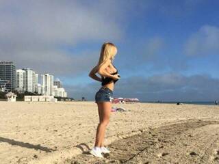 Erotikus videocsevegés Victoriiaaa