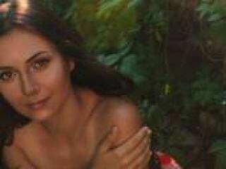 Erotikus videocsevegés vikamelisa