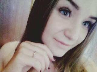 Erotikus videocsevegés vilinatim