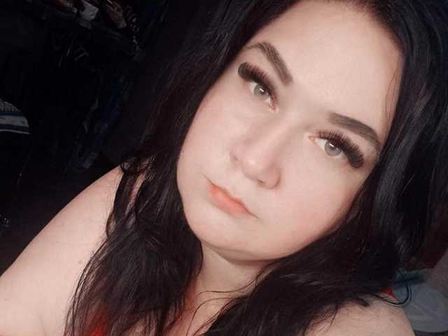 A profil fényképe Violai