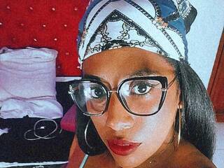 Erotikus videocsevegés violeta-rams