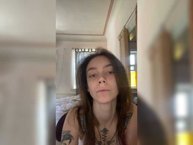 Sugárzási képernyőképek Violeta