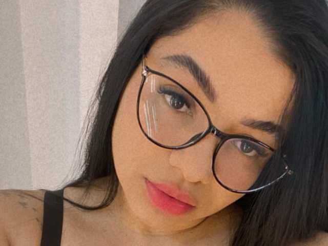 A profil fényképe violetanoir