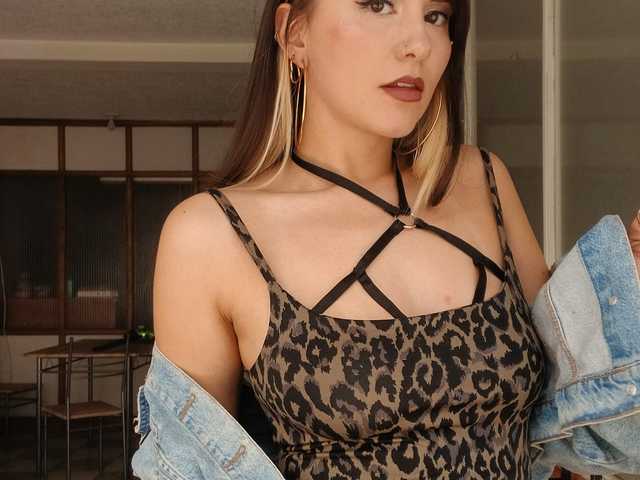 A profil fényképe violeth