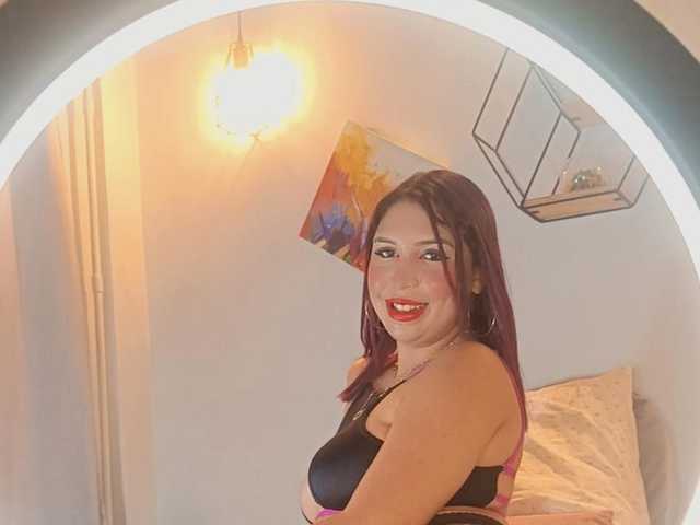 A profil fényképe Violethorny05
