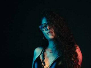 Erotikus videocsevegés violetscott1