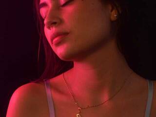 Erotikus videocsevegés Violett-X