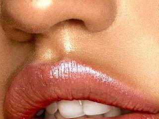 Erotikus videocsevegés Virginpussyjuice