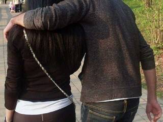 Erotikus videocsevegés ---V--