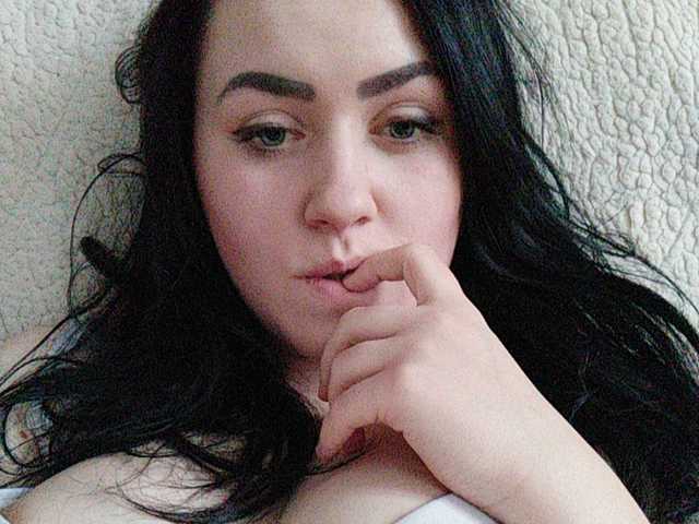 Fényképek VitaxxNiks Hey guys!:) Goal- #Dance #hot #pvt #c2c #fetish #feet #roleplay Tip to add at friendlist and for requests!
