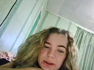 Erotikus videocsevegés Vitya2108