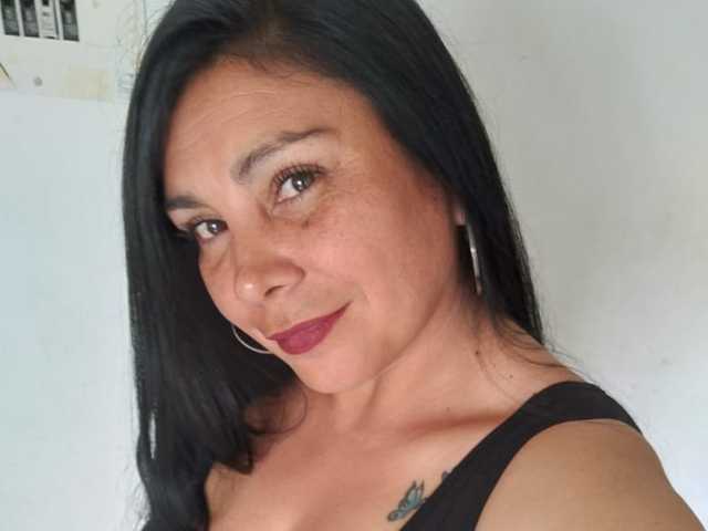 A profil fényképe vivian-milf-paint