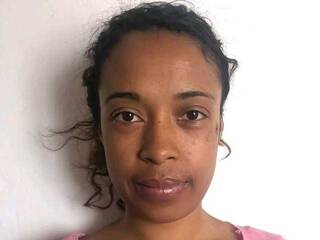 Erotikus videocsevegés Vololonirina2