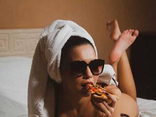 Erotikus videocsevegés VvSecret