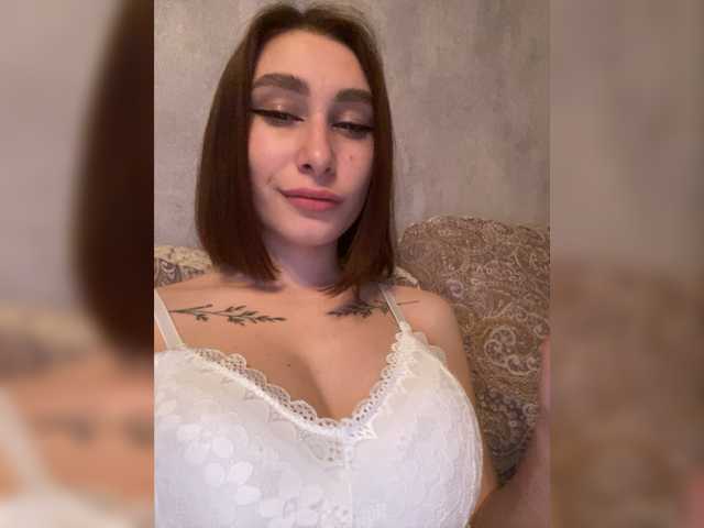 Fényképek 1ONESUCH make me feel good 2222 tokens Lovens from 1tok the strongest vibration 22tok favorite 111tok I accept private for new users 50% discount)