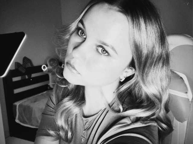 A profil fényképe Webssamka