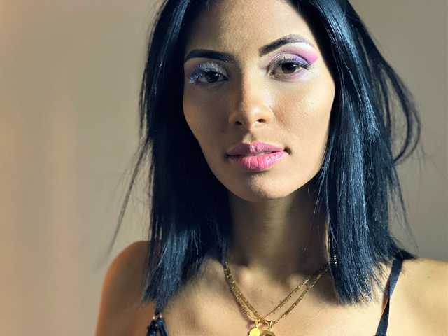 A profil fényképe wet-samantha