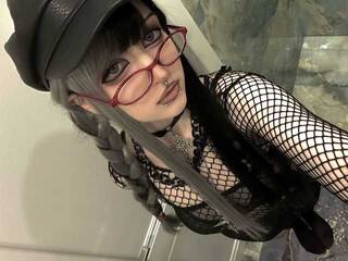 Erotikus videocsevegés whispell