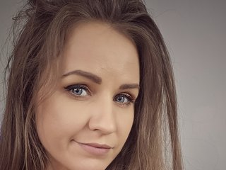 Erotikus videocsevegés whiteAngel34