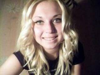 Erotikus videocsevegés whitekitten