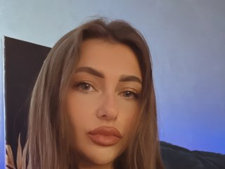Erotikus videocsevegés WILDGIRL