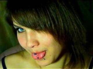 Erotikus videocsevegés wildhell666